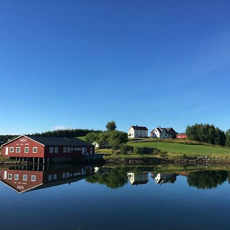Saga, Et Unikt, Sjarmerende Badehotell Med Fa Rom, Sauna Og Badebrygge - Inderoy Straumen  Dış mekan fotoğraf
