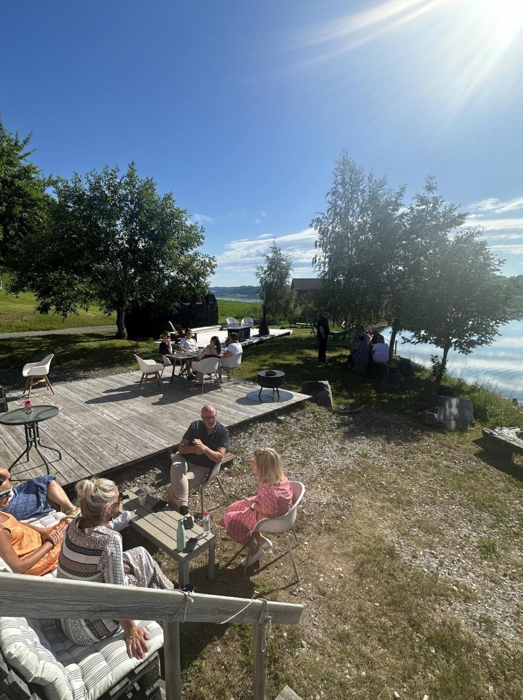 Saga, Et Unikt, Sjarmerende Badehotell Med Fa Rom, Sauna Og Badebrygge - Inderoy Straumen  Dış mekan fotoğraf